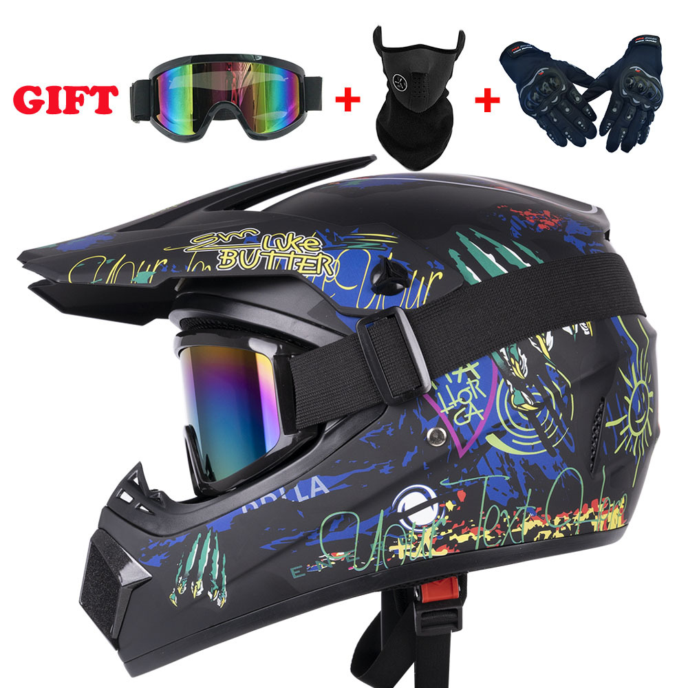 Cycling Gear Needed - معدات الأطفال الضرورية: خوذات الدراجات النارية